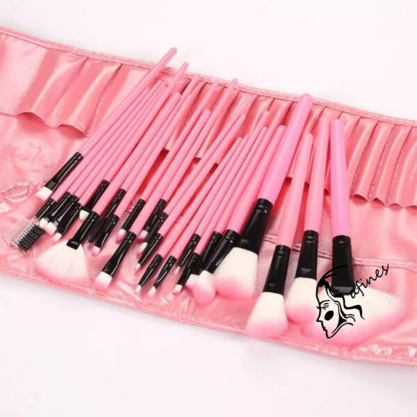 SET DE BROCHAS (24PC) C/ESTUCHE AF51445 - Image 2