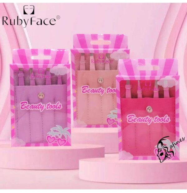 SET DE PINZAS (4PC) C/ESTUCHE RUBYFACE AF51066